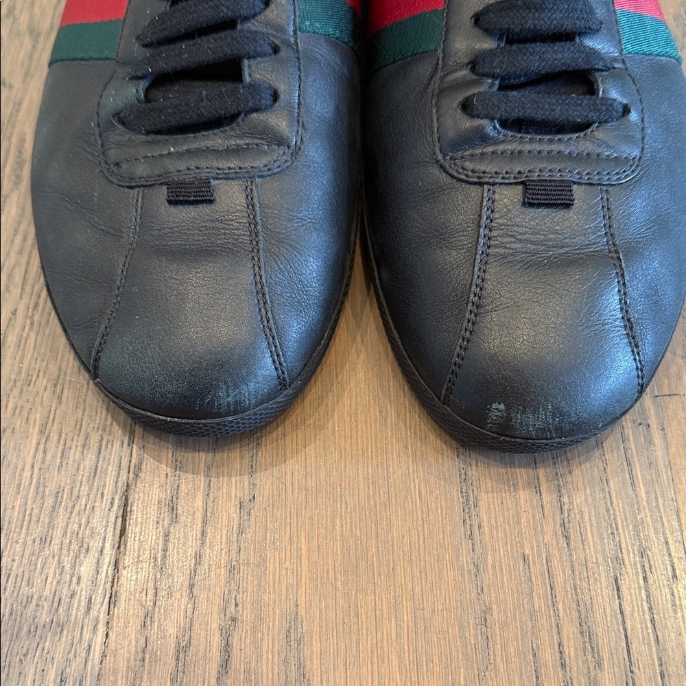 Gucci - Picture 3 of 4